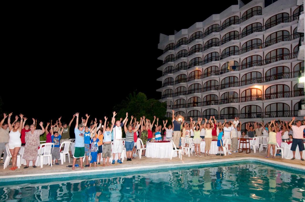 Real Bananas All Inclusive Acapulco Extérieur photo